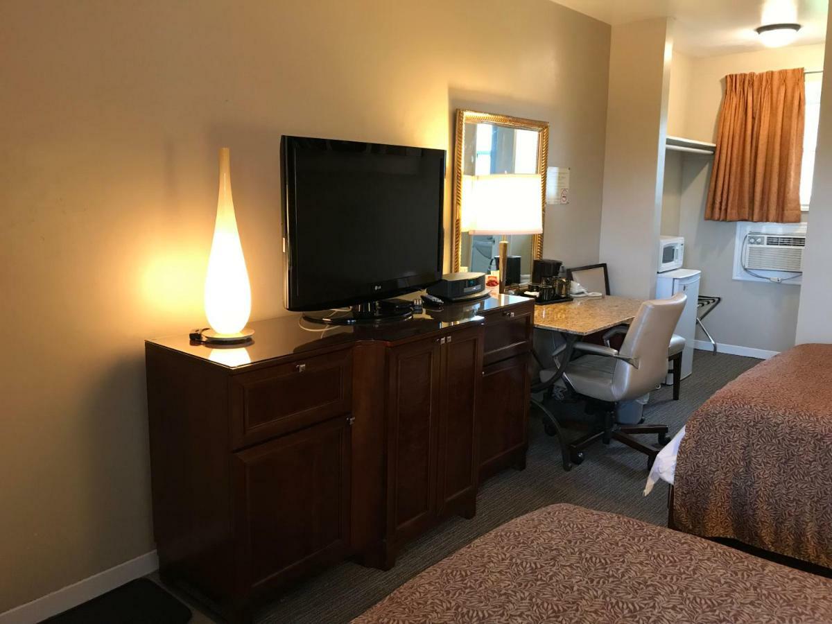 سانت توماس Cardinal Court Motel المظهر الخارجي الصورة